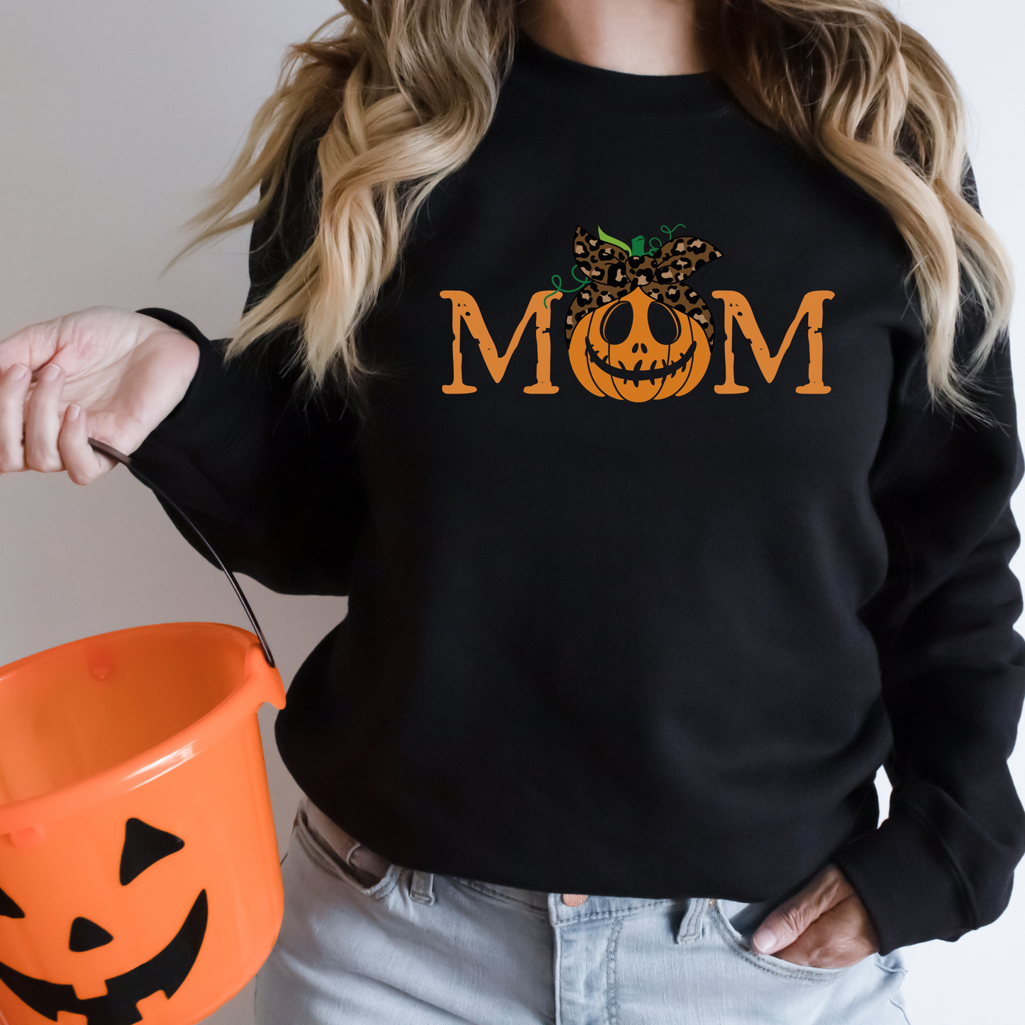 MOM Pumpkin Sweatshirt | Halloween Crewneck | Gifts for Her | Fall | Autumn